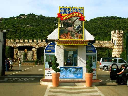 Fasano: rapinano un dipendente dello Zoosafari e fuggono con 35mila euro
