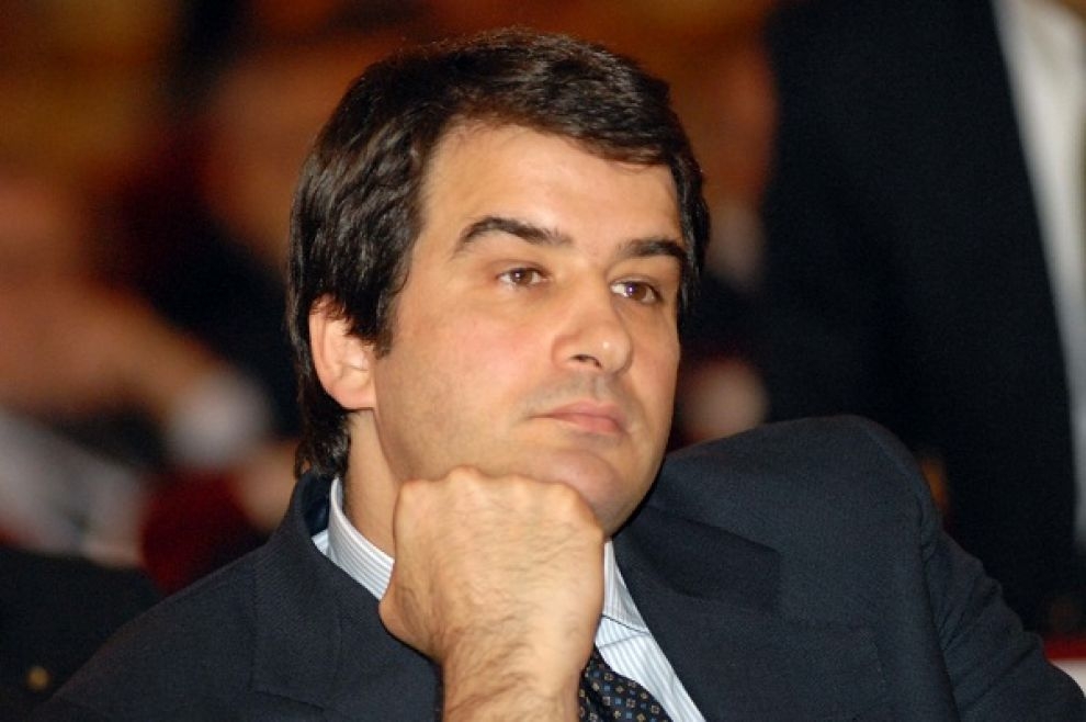 Fitto pronto a partire: il 9 luglio sarà presentato il simbolo del partito ‘Conservatori e Riformisti’