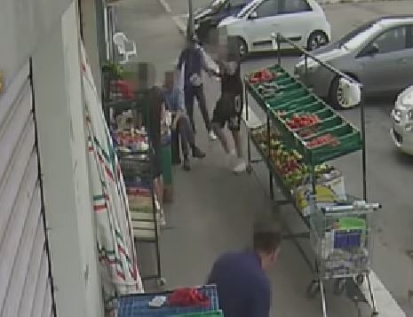 Foggia, gambizza coetaneo in strada: arrestato 23enne