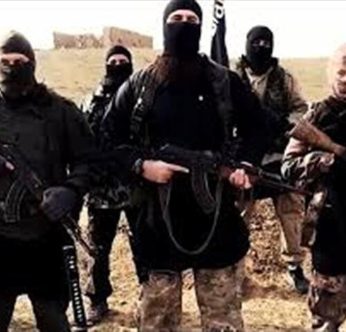 Foggia, inneggiava all’Isis su Facebook e nascondeva un’arma: fermato un tunisino