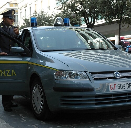 Gallipoli, i militari della Guardia di Finanza scoprono 8 B&B abusivi