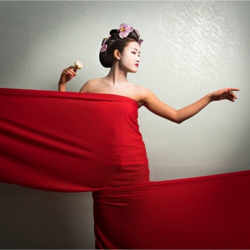 Il fascino della geisha riprodotto dai professionisti di Nouvelle Esthétique Académie