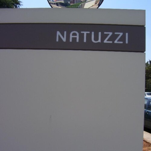Gruppo Natuzzi, intesa con i sindacati su contratti di solidarietà e contratto aziendale