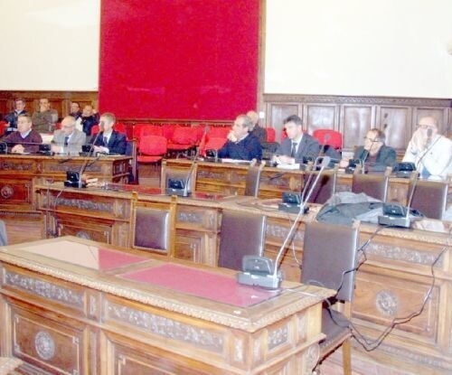 Il movimento 5 Stelle chiede lo scioglimento del Consiglio provinciale di Taranto per infiltrazioni mafiose