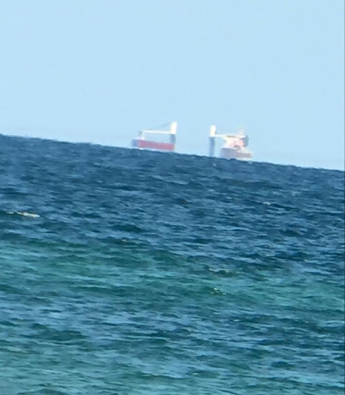 Imbarcazioni utilizzate per cercare petrolio avvistate al largo di Monopoli: la denuncia su Facebook