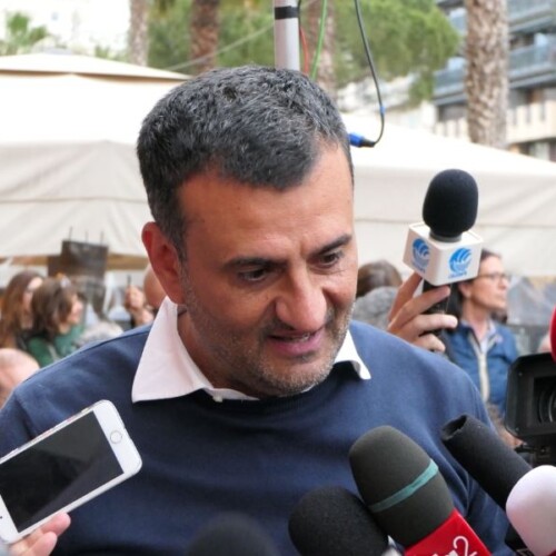 Inchiesta su voto di scambio a Bari, Decaro: ‘Ho accompagnato un cittadino a denunciare’