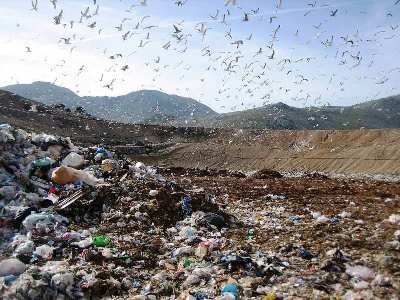 La Puglia invia ventimila tonnellate di rifiuti in Emilia Romagna