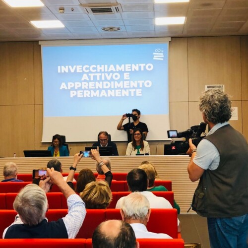L’assessore regionale all’Istruzione celebra i vent’anni della Legge regionale n.14 del 2002 Oltre duecento iniziative con le Università della Terza Età della Puglia per il ventennale