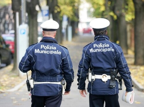 Lavoro, il comune di Monopoli cerca agenti di polizia municipale: ecco come candidarsi