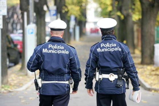 Lavoro, il comune di Monopoli cerca agenti di polizia municipale: ecco come candidarsi