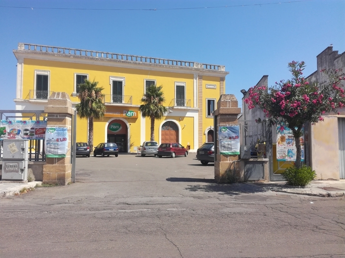 Lecce, beni per 1,3 milioni di euro sequestrati a pregiudicato: era proprietario di un supermercato