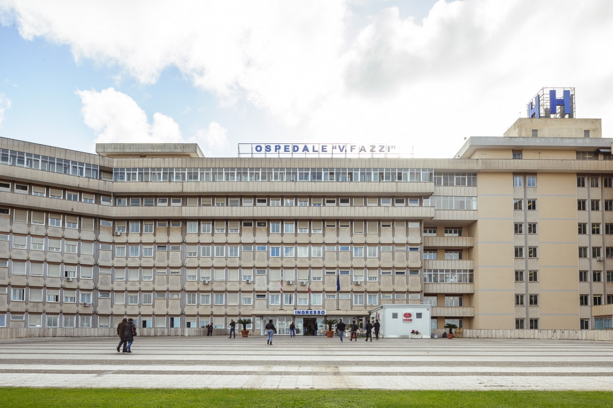 Lecce, complesso intervento chirurgico in programma: medico inglese unirà  esofago e intestino di una bambina