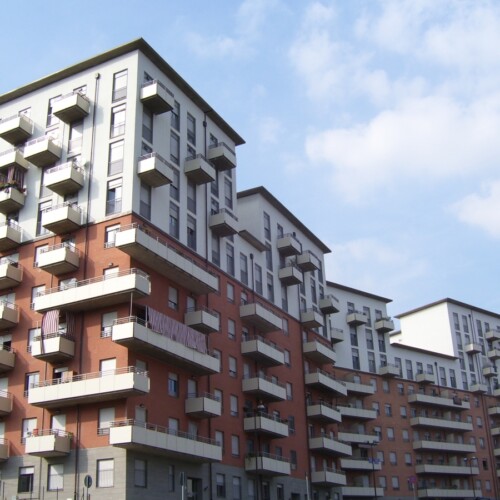 Lecce, ha una casa di proprietà ma le assegnano un alloggio popolare