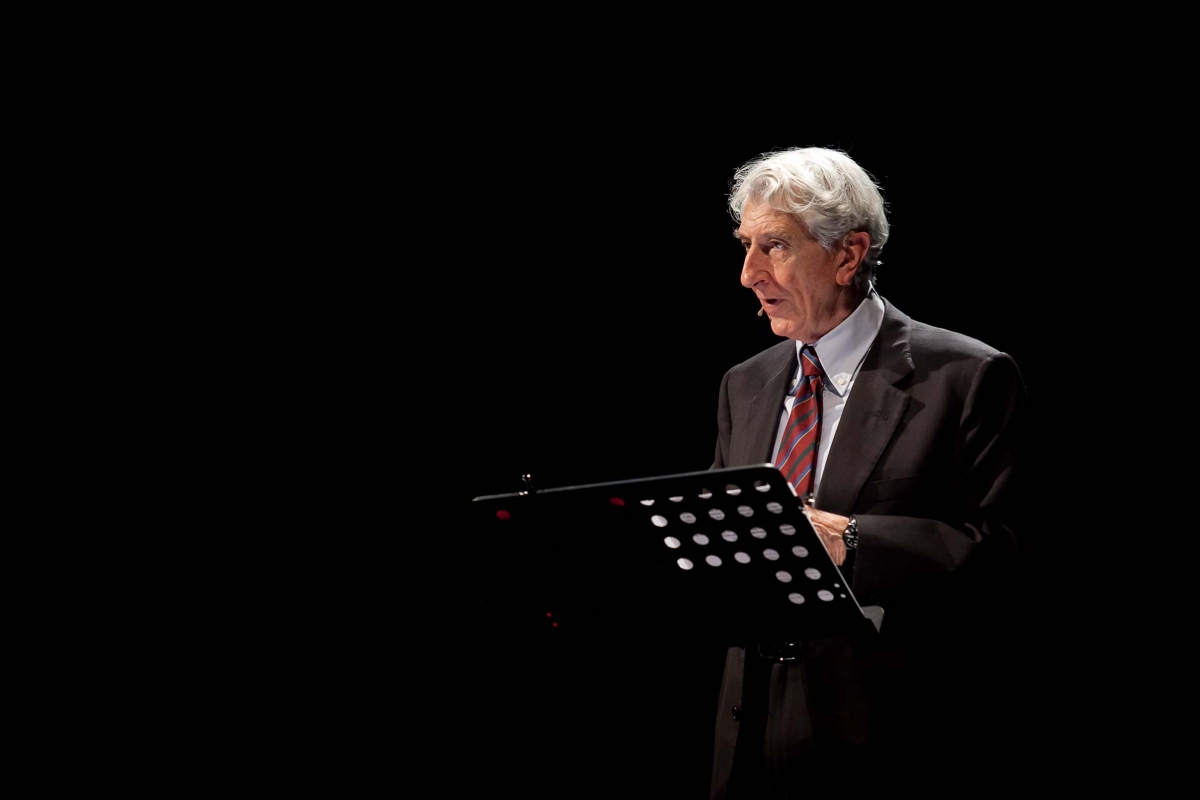 ‘Lezioni di storia’, Corrado Augias chiude il ciclo di incontri al teatro Petruzzelli