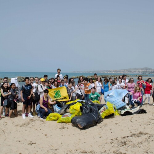 Lotta all’inquinamento: torna ‘Spiagge e fondali Puliti – Clean Up the Med’