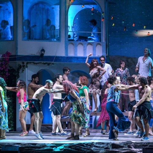 ‘Mamma Mia’, il grande musical in scena al teatro Verdi di Brindisi