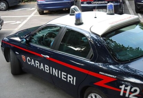 Massafra, spara all’impazzata in piazza: arrestato un 31enne. Dovrà rispondere di tentato omicidio
