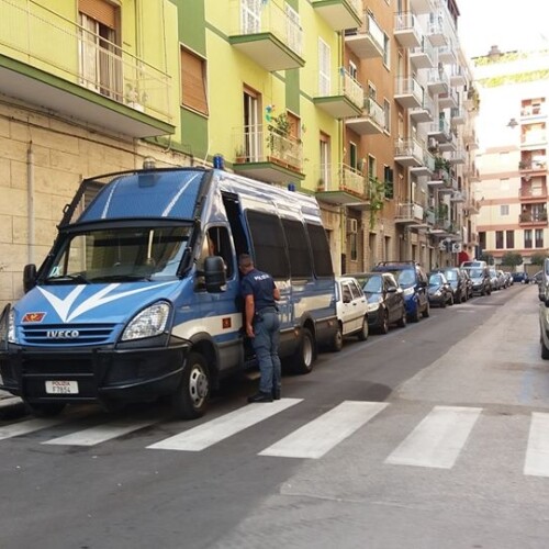 Ministro Salvini a Bari, quartiere Libertà blindato: camionette e strade chiuse al traffico
