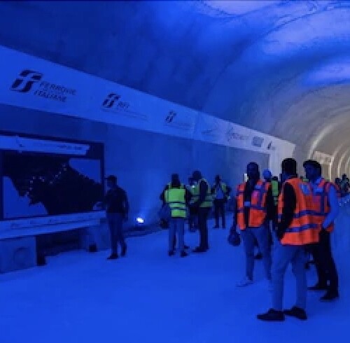 NAPOLI – BARI: ABBATTUTO ULTIMO DIAFRAMMA GALLERIA MONTE AGLIO
