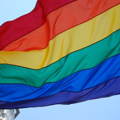 Omofobia a Gallipoli, il buttafuori di un lido: ‘Perché voi froci e trans non andate nei vostri posti?’