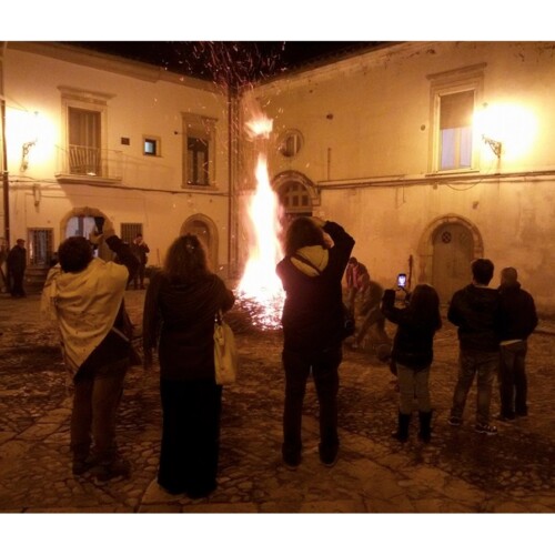 Orsara di Puglia si prepara al più grande ‘contro-Halloween’ d’Italia: festa di luce tra l’1 e il 2 novembre