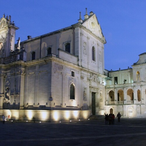Patto Comune-Regione-Curia: a Lecce chiese aperte anche di estate