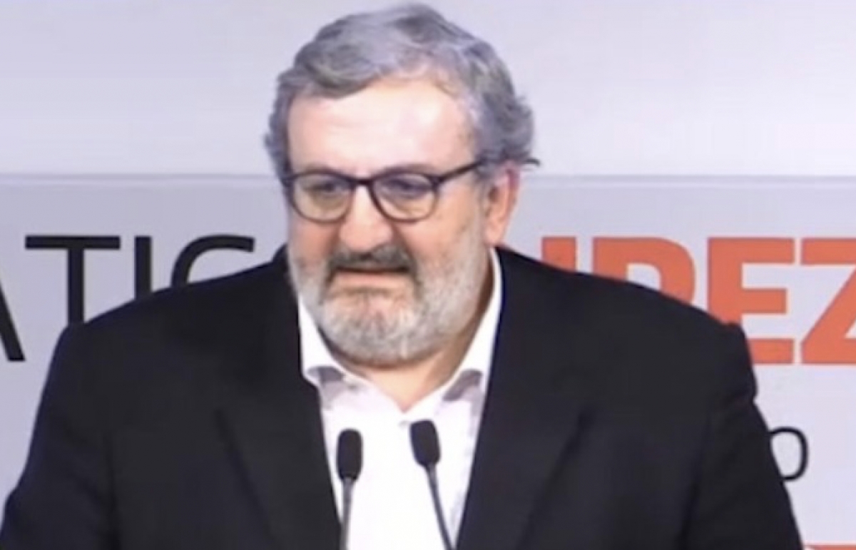 Pd, l’annuncio di Michele Emiliano: ‘Mi candido alla segreteria, nessuno può cacciarci via’