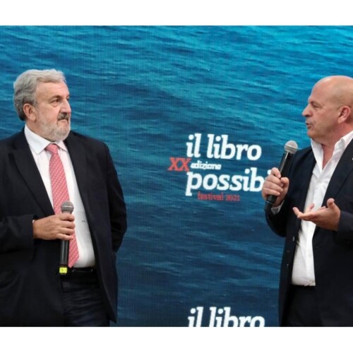 Polignano, Emiliano inaugura il ‘Libro Possibile’: ‘Un festival che fa l’impossibile’