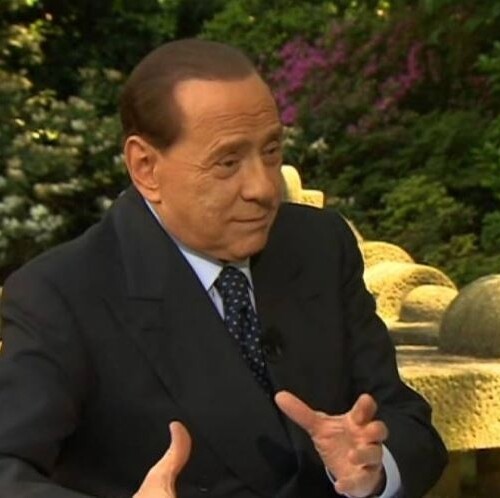 Processo Escort, i legali di Berlusconi negano riprese e foto durante le udienze