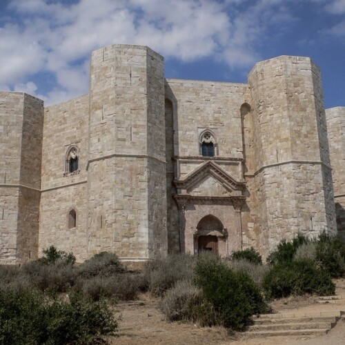 Puglia, a Pasqua la cultura ‘conviene’: visite guidate nei castelli pugliesi ad una tariffa speciale