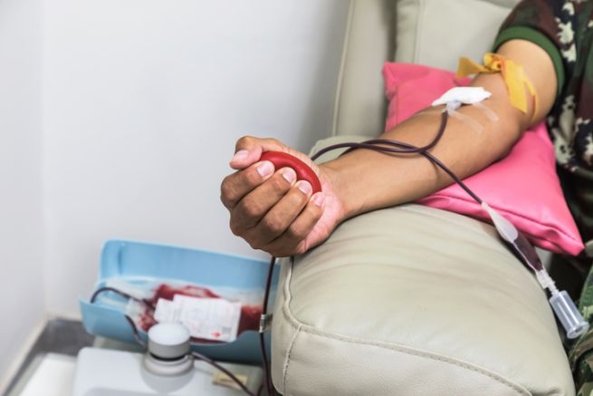 Puglia, emergenza sangue: il Policlinico sospende gli interventi non urgenti