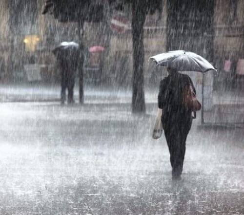 Puglia, nuova allerta meteo: in arrivo piogge e temporali