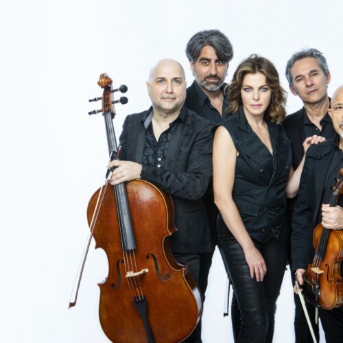 ‘Qualche estate fa’, al teatro Orfeo di Taranto l’omaggio di Claudia Gerini a Franco Califano