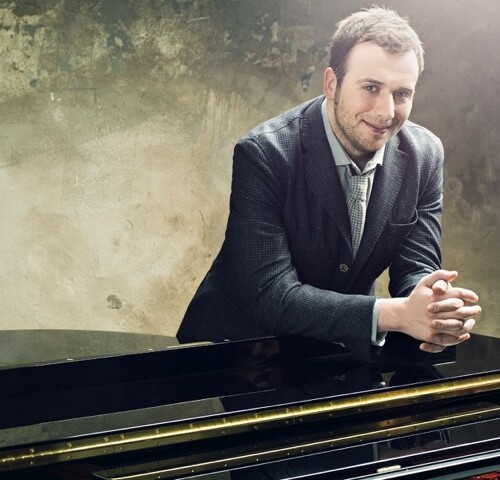 Rapahel Gualazzi e il suo Love Life Peace tour al Teatroteam di Bari