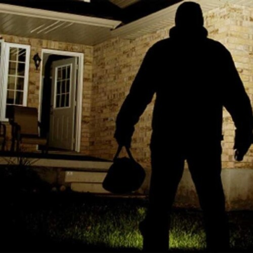 Rapina in stile ‘arancia meccanica’ a Lanciano, tre arresti. Caccia al capo della banda: ‘E’ di origini pugliesi’