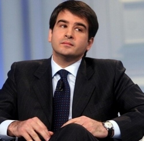Regionali 2020, l’annuncio di Fratelli d’Italia: ‘Il candidato del centrodestra sarà Raffaele Fitto’