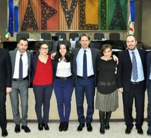 Regione Puglia ‘chiusa per elezioni’, la denuncia del Movimento 5 Stelle: ‘I problemi dei cittadini non vanno in vacanza’