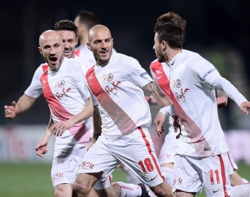 #SalernitanaBari 3-4: i biancorossi sbancano l’Arechi e volano al terzo posto