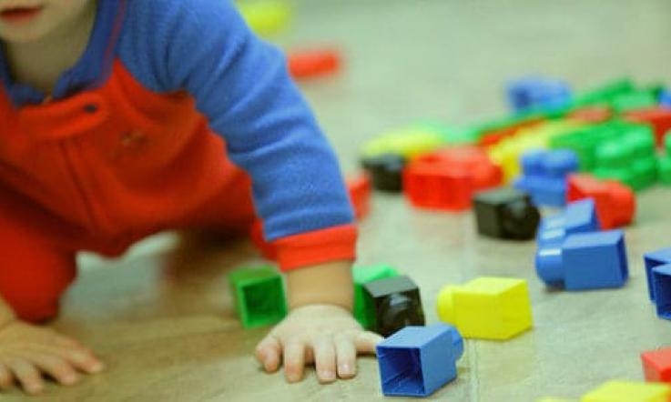 San Michele Salentino, maltrattava bimbi dell’asilo: insegnante sospesa dal servizio per 9 mesi