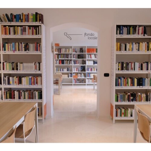 Sannicandro di Bari, ecco la nuova biblioteca di comunità. Emiliano: ‘Scelta che qualifica il territorio’