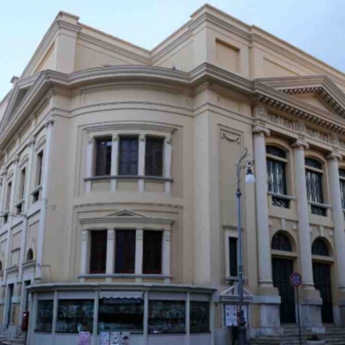 Si alza il sipario su uno dei più bei teatri di Puglia
