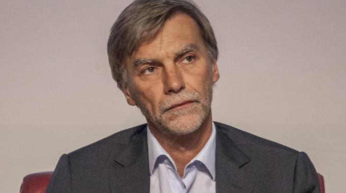 Sud, il ministro Delrio: ‘2,4 miliardi per il potenziamento delle infrastrutture ferroviarie’