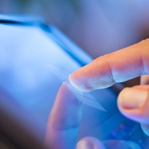 ‘Sul touchscreen del futuro si potrà percepire la superficie degli oggetti’: un pugliese nel team di ricerca