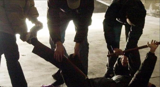 Taranto, babygang aggredisce 40enne affetto da sindrome di down