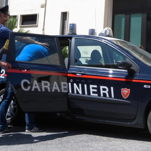 Taranto: estorsioni e furti ai danni dei mitilicoltori, in manette tredici persone