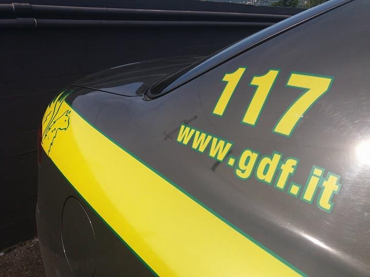 Taranto, Gdf sequestra beni per un milione di euro a usuraio