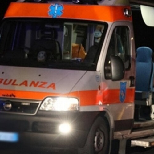 Taviano, travolto da un’auto mentre attraversa la strada: muore 72enne