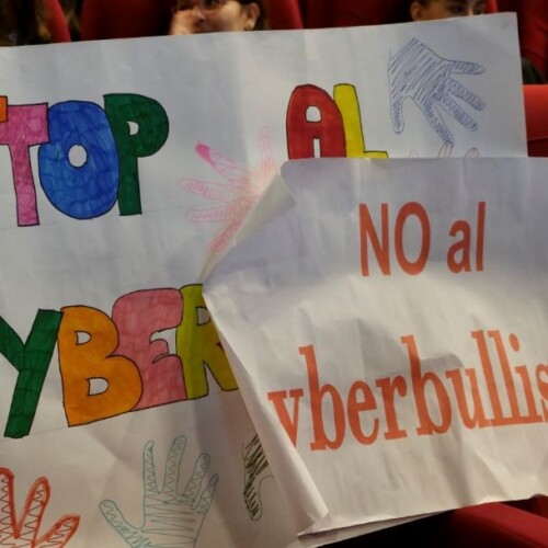 #Teenexplorer, in Puglia il progetto per prevenire bullismo e cyberbullismo tra i giovani