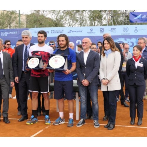 Tennis, l’argentino Trungelliti trionfa a Barletta: battuto in finale Simone Bolelli