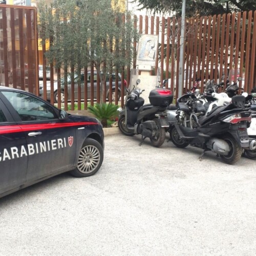 Terlizzi, dieci moto rubate scoperte in un garage: denunciato meccanico 28enne
